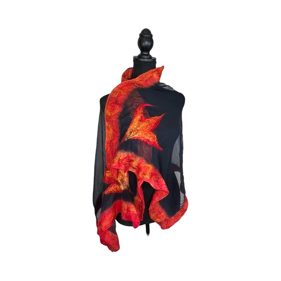 NWT Gail Heinze Red and Black Fire Silk and Felted Wool Scarf - Picture 2 of 8